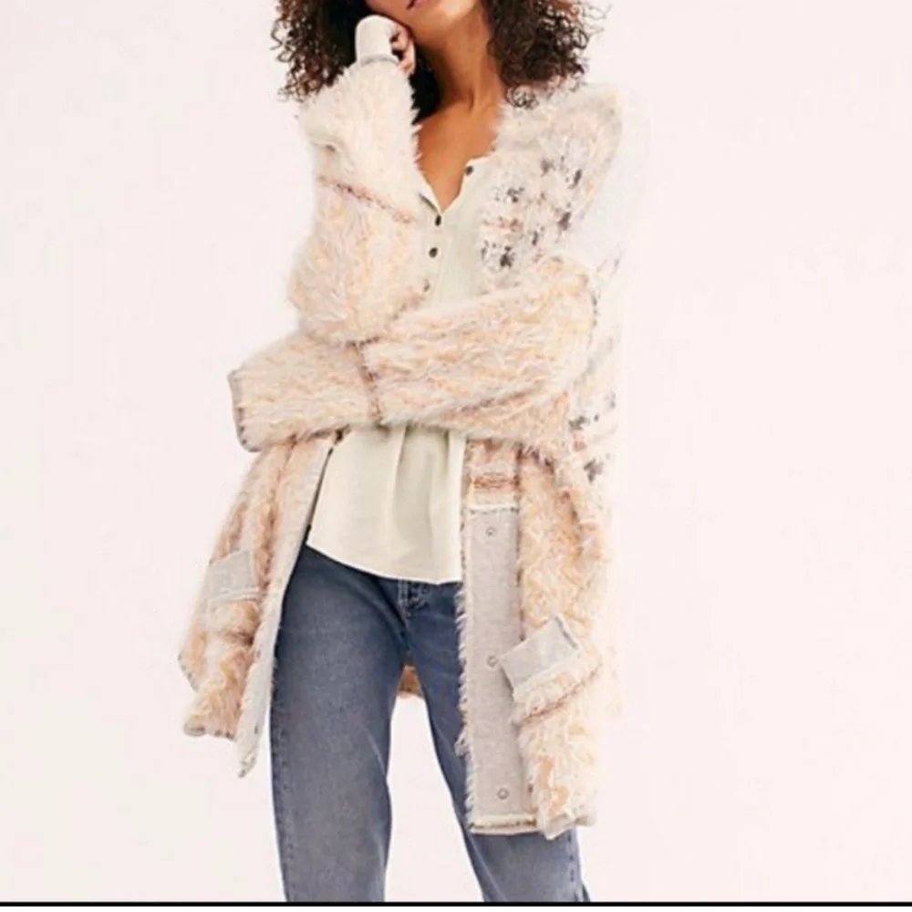FREE PEOPLE fair weather fuzzy oversized cardigan - Picture 3 of 7